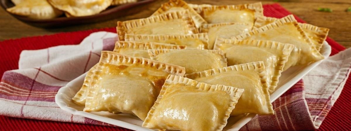 Pastel: 15 receitas para o pastel de feira perfeito | Receitas Nestlé