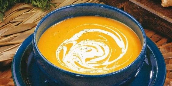 Chá de Gengibre: Sopa Creme de Laranja e Gengibre