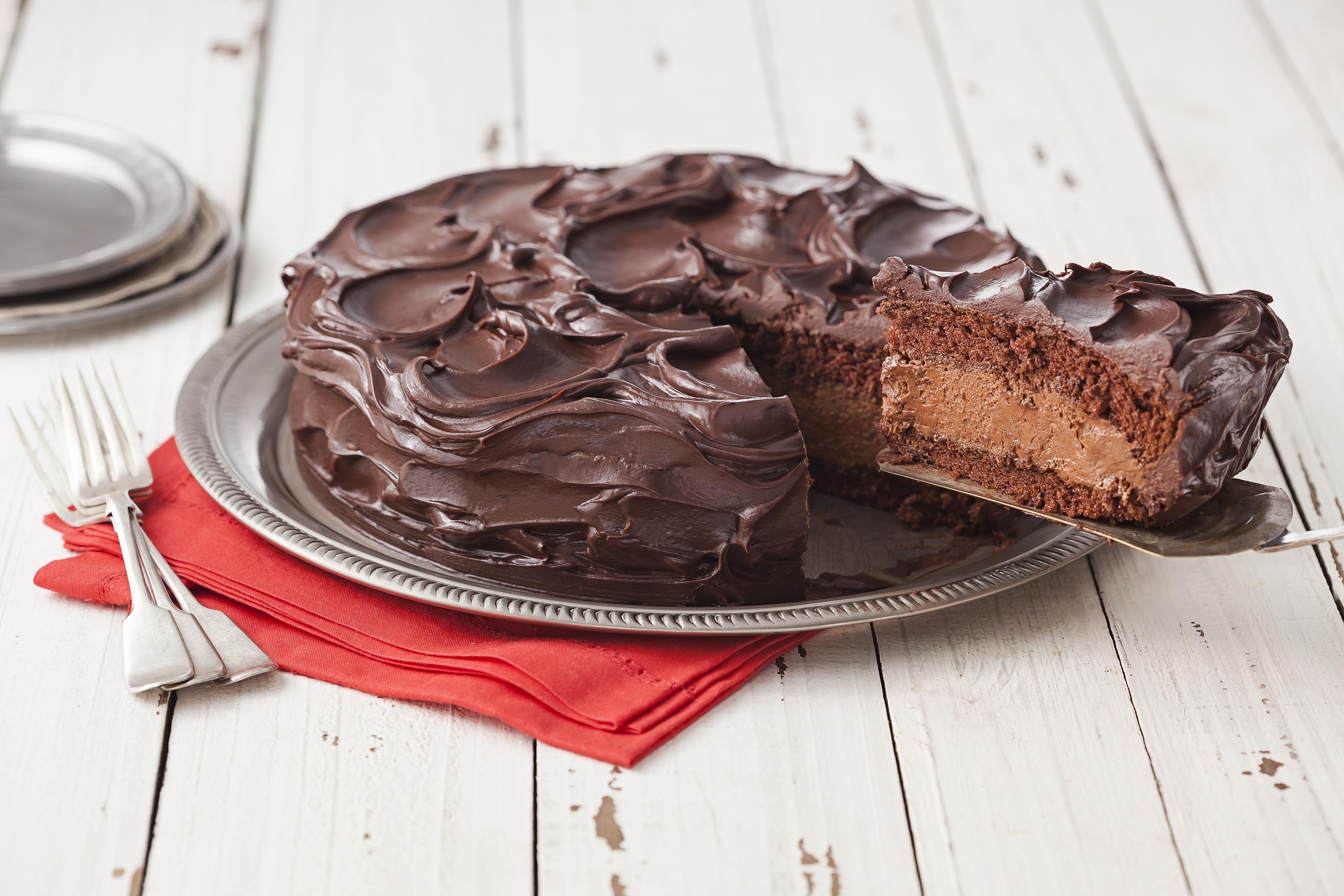 Bolo de Aniversário de Mousse de Chocolate – Panelaterapia