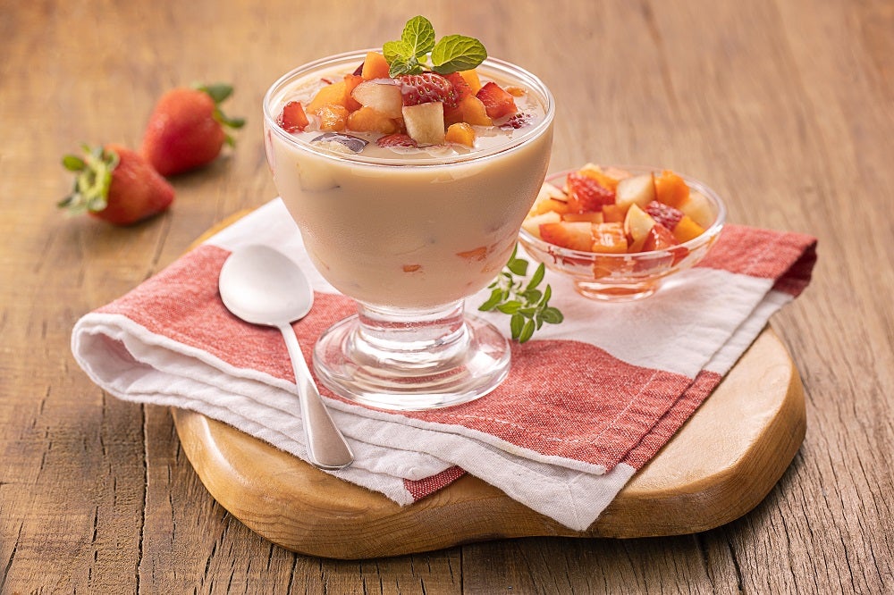 Taça Cremosa De Frutas Receitas Nestlé