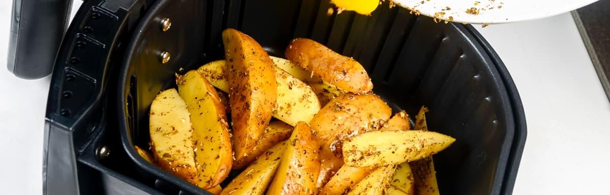 5 formas diferentes e fáceis de preparar batata na Airfryer