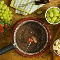 fondue-nesfit-bebida-aveia-cacau-receitas-nestle