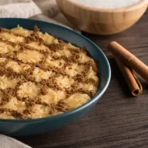 Receita de Aletria da Vó, a melhor do mundo, feita com macarrão cabelo de anjo e uma calda de caramelo com Leite MOÇA