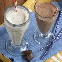 milkshake-coco-baunilha-crocante-receitas-nestle