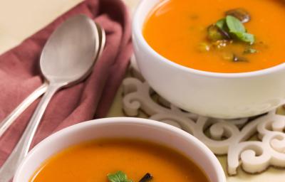 sopa-tomate-trigo-graos-berinjela-grelhada-receitas-nestle