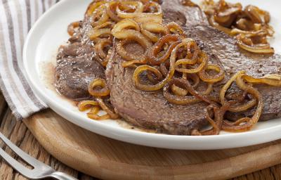 bife-acebolado-maggi-natusabor-receitas-nestle