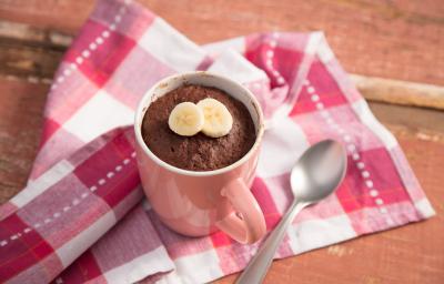 bolo-chocolate-banana-caneca-receitas-nestle