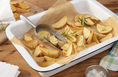 Batata frita no forno Receita por Cael Horta - Cookpad