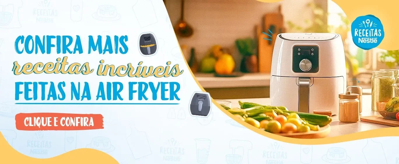 Fotografia com escrito de “Confira mais receitas incríveis na Air Fryer” em azul e amarelo, e uma imagem de Air Fryer branca.